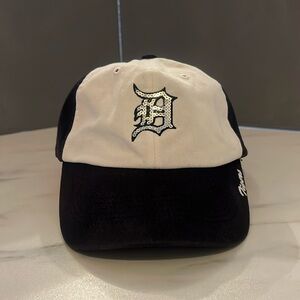 Women’s Sequin MLB Detroit Tigers Baseball Cap